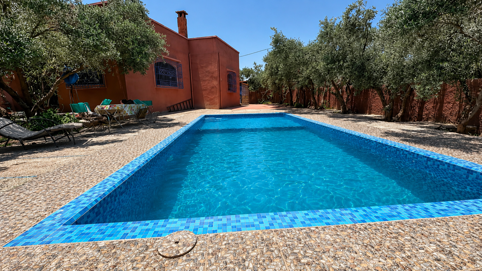 Tissi House pool